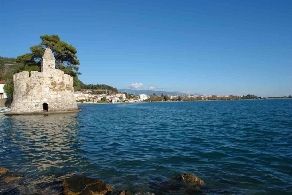 Naupactus Unique Harbor Apartment In A Stone House! Nafpaktos Exterior photo