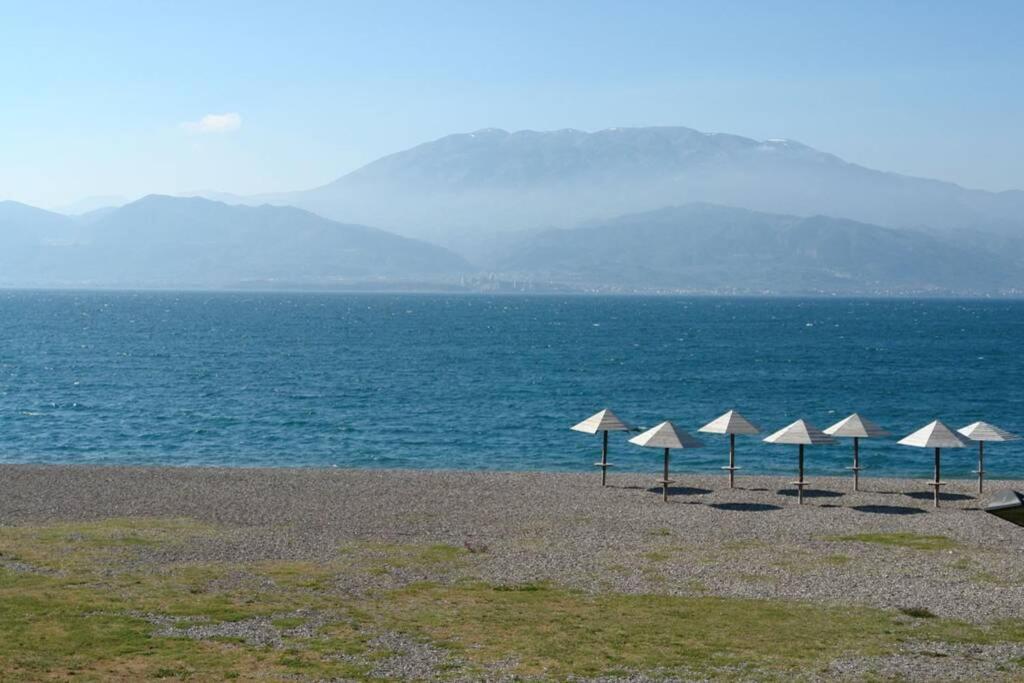 Naupactus Unique Harbor Apartment In A Stone House! Nafpaktos Exterior photo